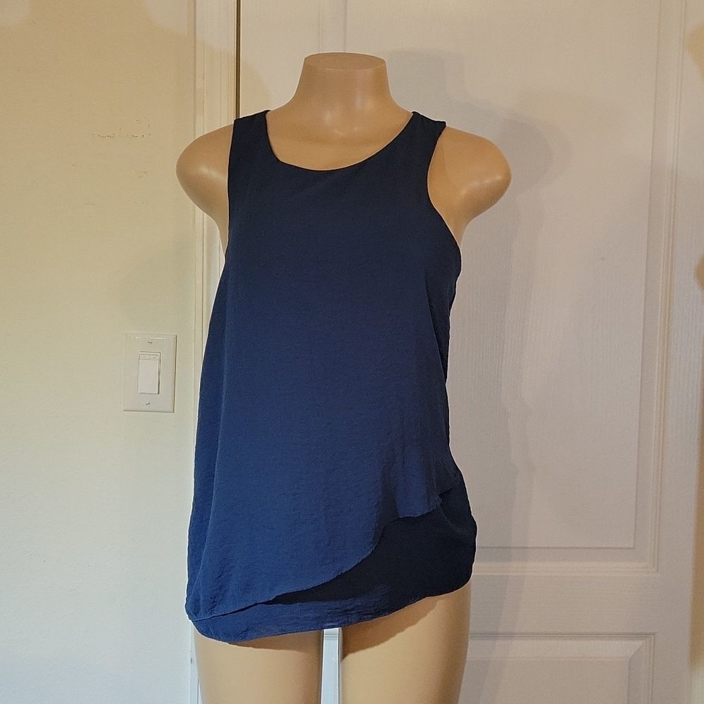 A.N.A NEW APPROACH SLEEVELESS ROUND NECKLINE ZIP CLOSURE TOP - Picture 9 of 15